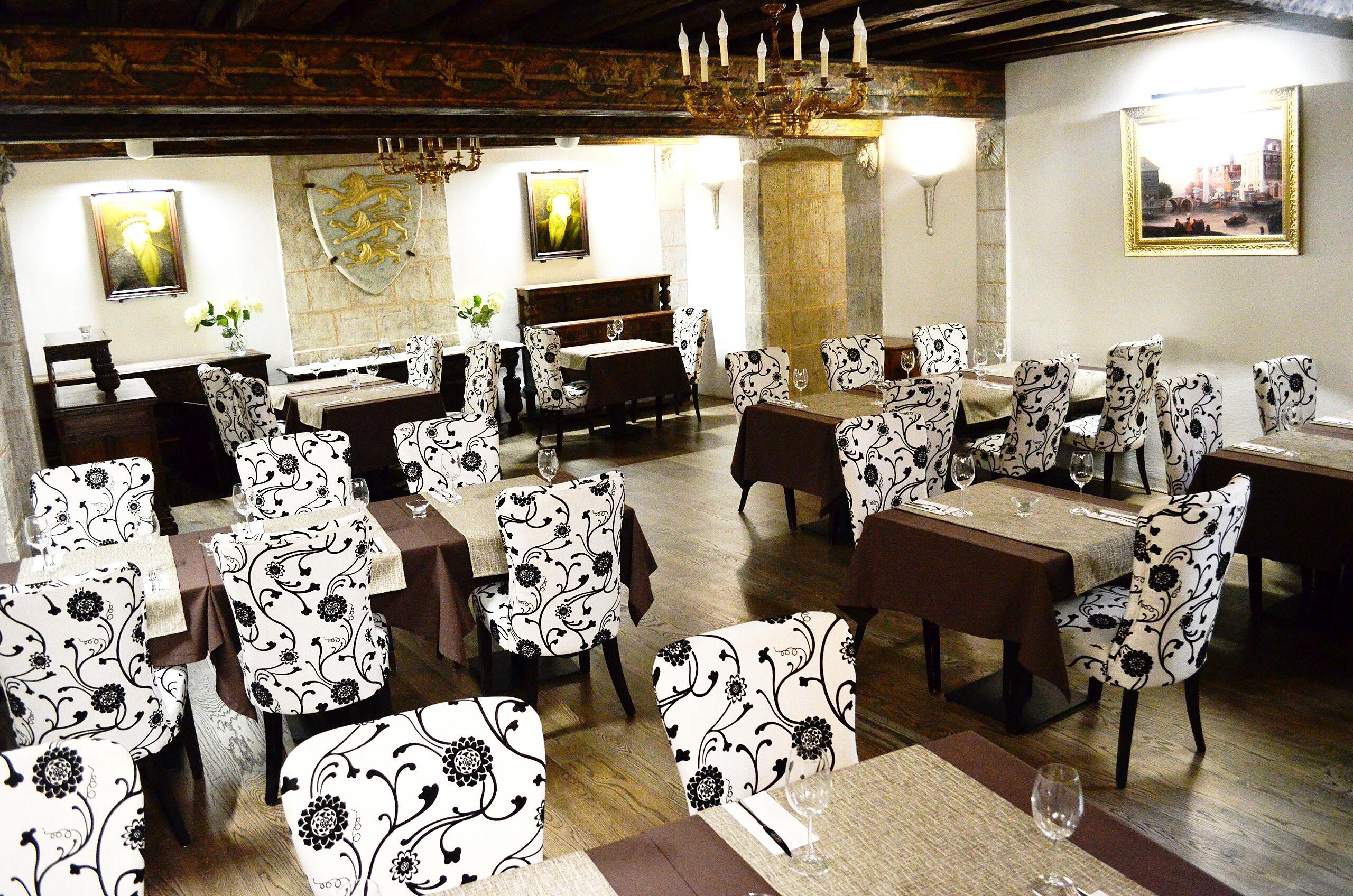 Three Crowns Residents Hotel Reval